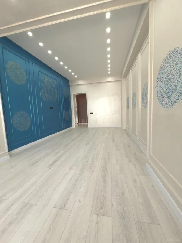 Satılır 2 otaqlı mənzil 65 m²
