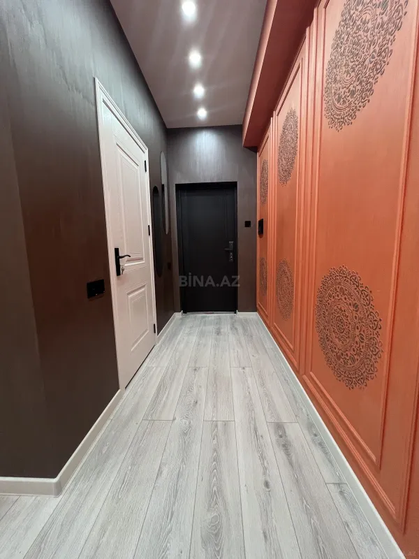 Satılır 2 otaqlı mənzil 65 m²
