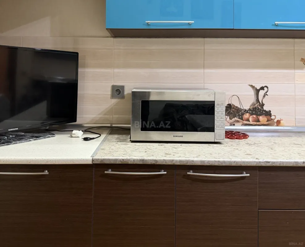 Kirayə verilir 3 otaqlı mənzil 130 m²