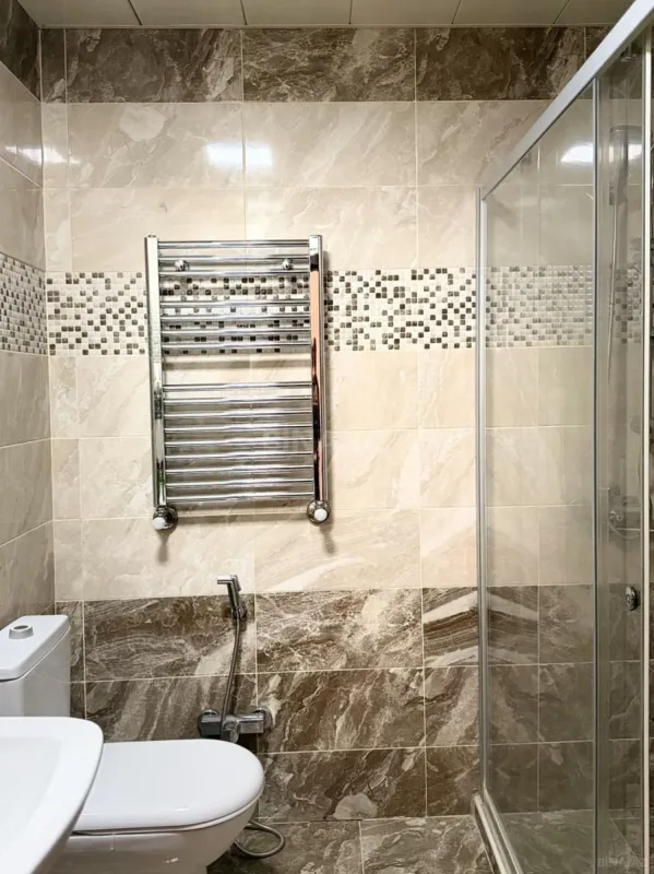 Kirayə verilir 3 otaqlı mənzil 130 m²