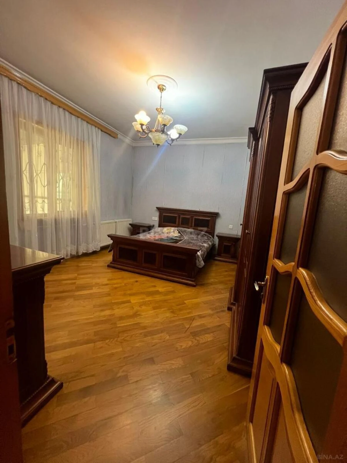 Kirayə verilir 6 otaqlı həyət evi 220 m²
