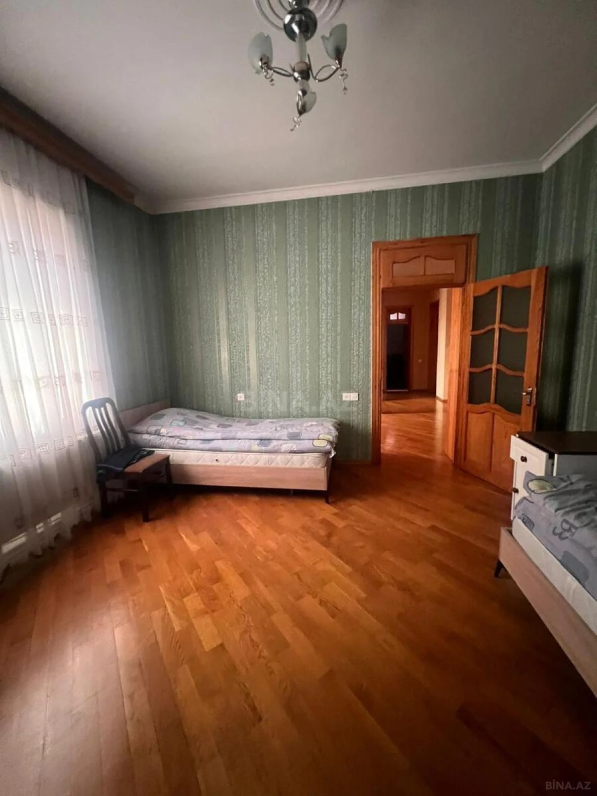 Kirayə verilir 6 otaqlı həyət evi 220 m²