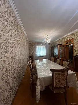 Kirayə verilir 6 otaqlı həyət evi 220 m²