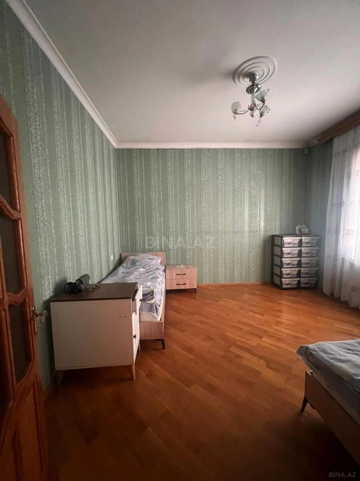 Kirayə verilir 6 otaqlı həyət evi 220 m²