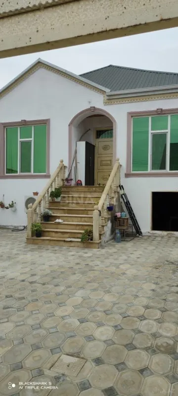 Satılır 4 otaqlı həyət evi 146 m²