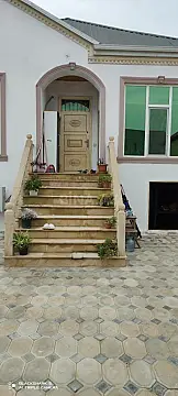 Satılır 4 otaqlı həyət evi 146 m²