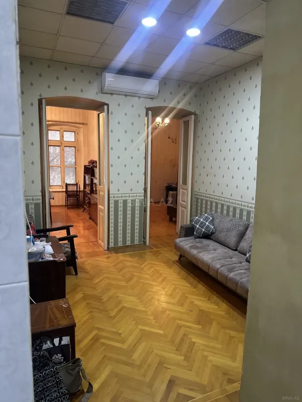 Satılır 3 otaqlı mənzil 90 m²