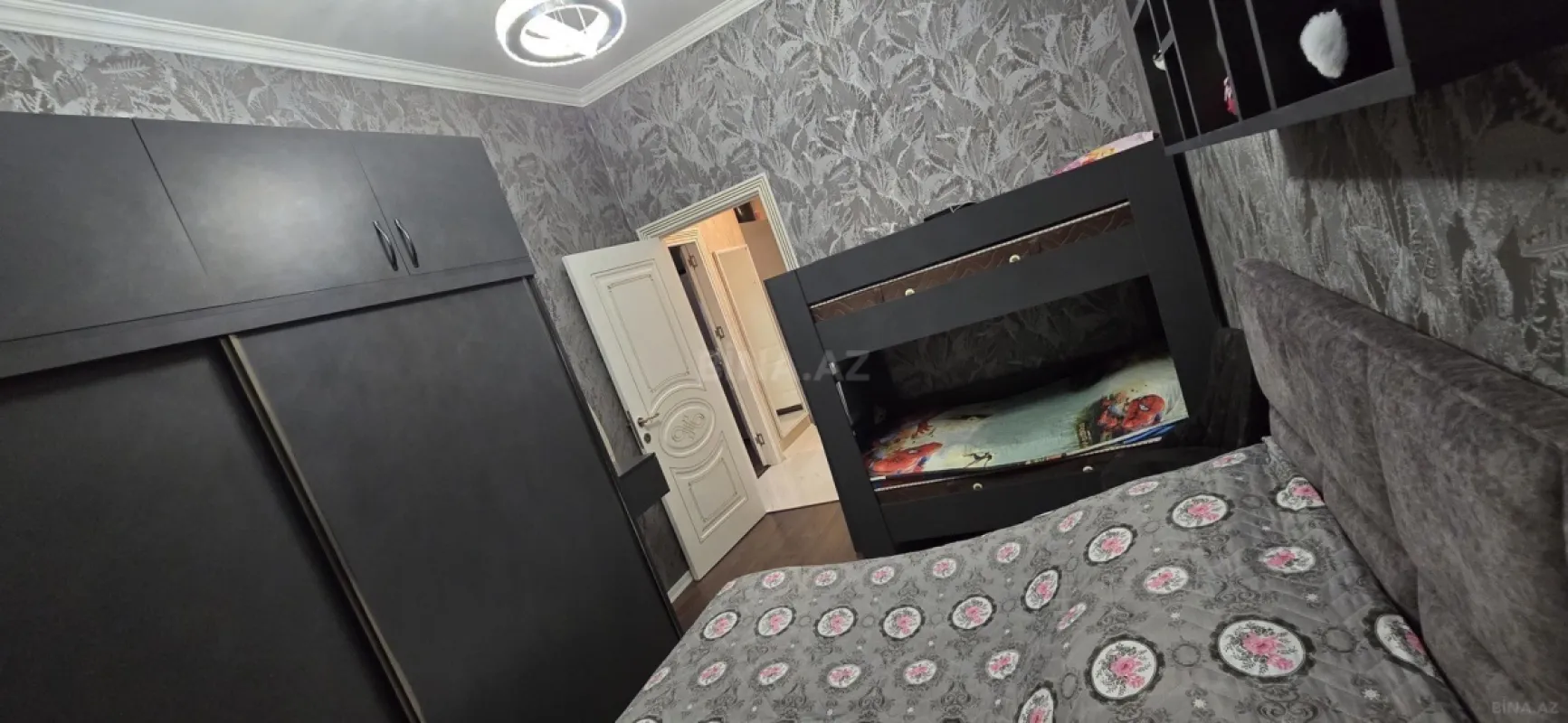 Satılır 2 otaqlı mənzil 45 m²