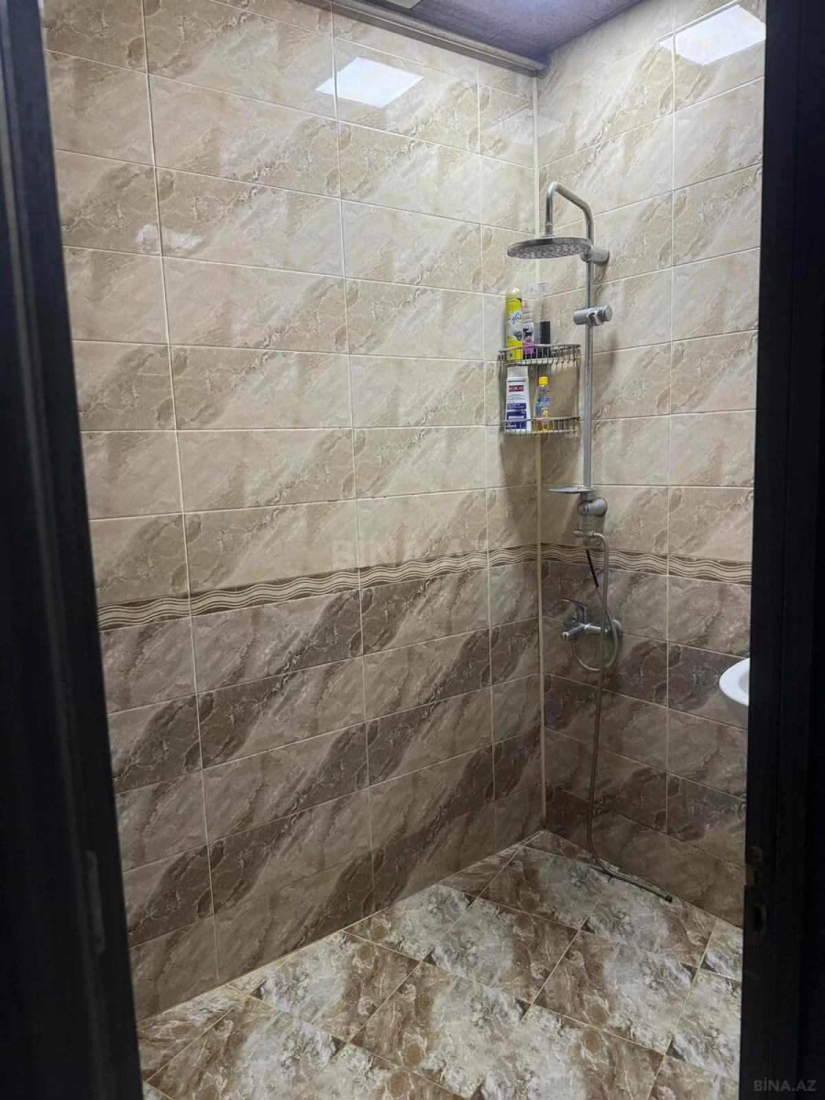 Kirayə verilir 3 otaqlı mənzil 75 m²