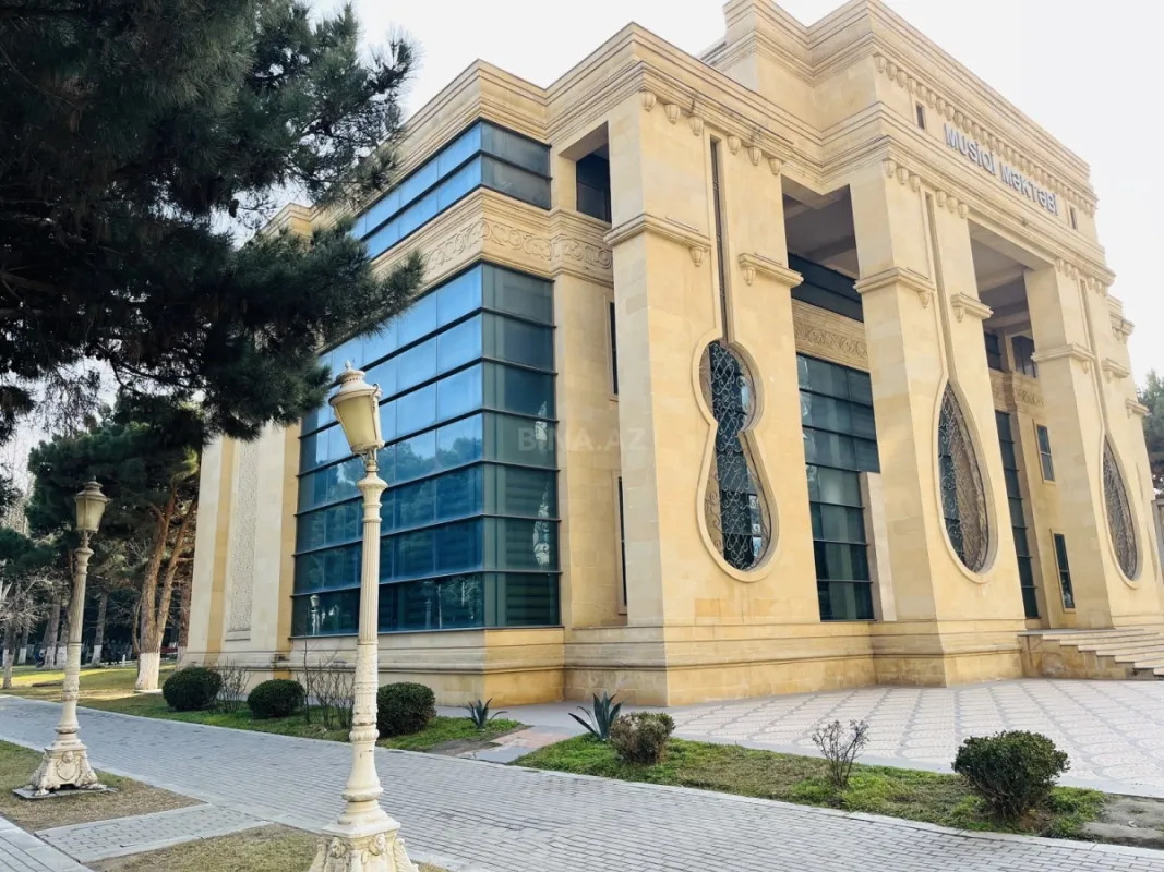 Satılır 2 otaqlı mənzil 65 m²