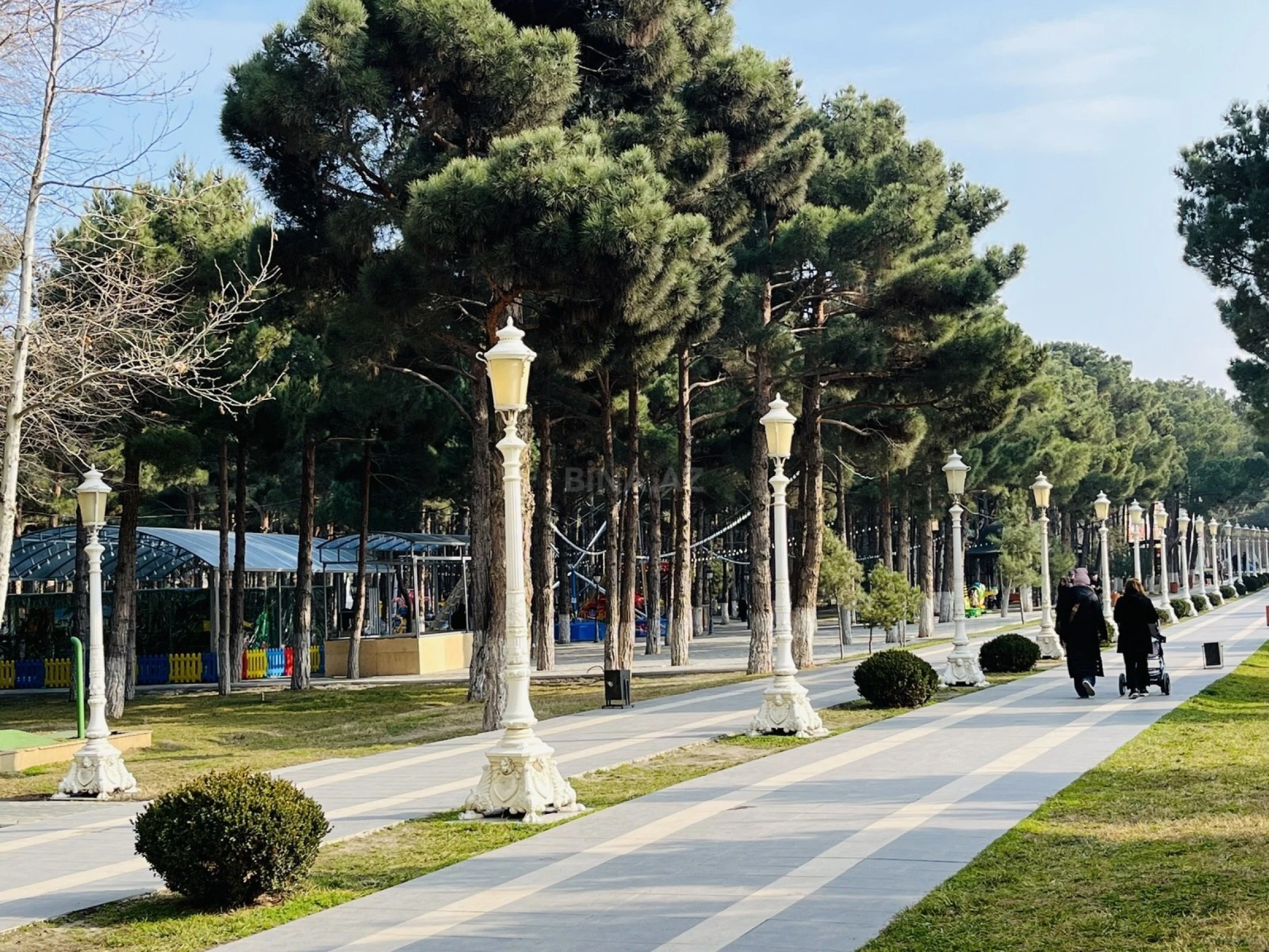 Satılır 2 otaqlı mənzil 65 m²