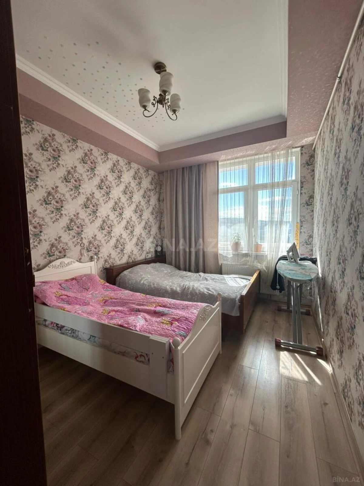 Satılır 2 otaqlı mənzil 65 m²