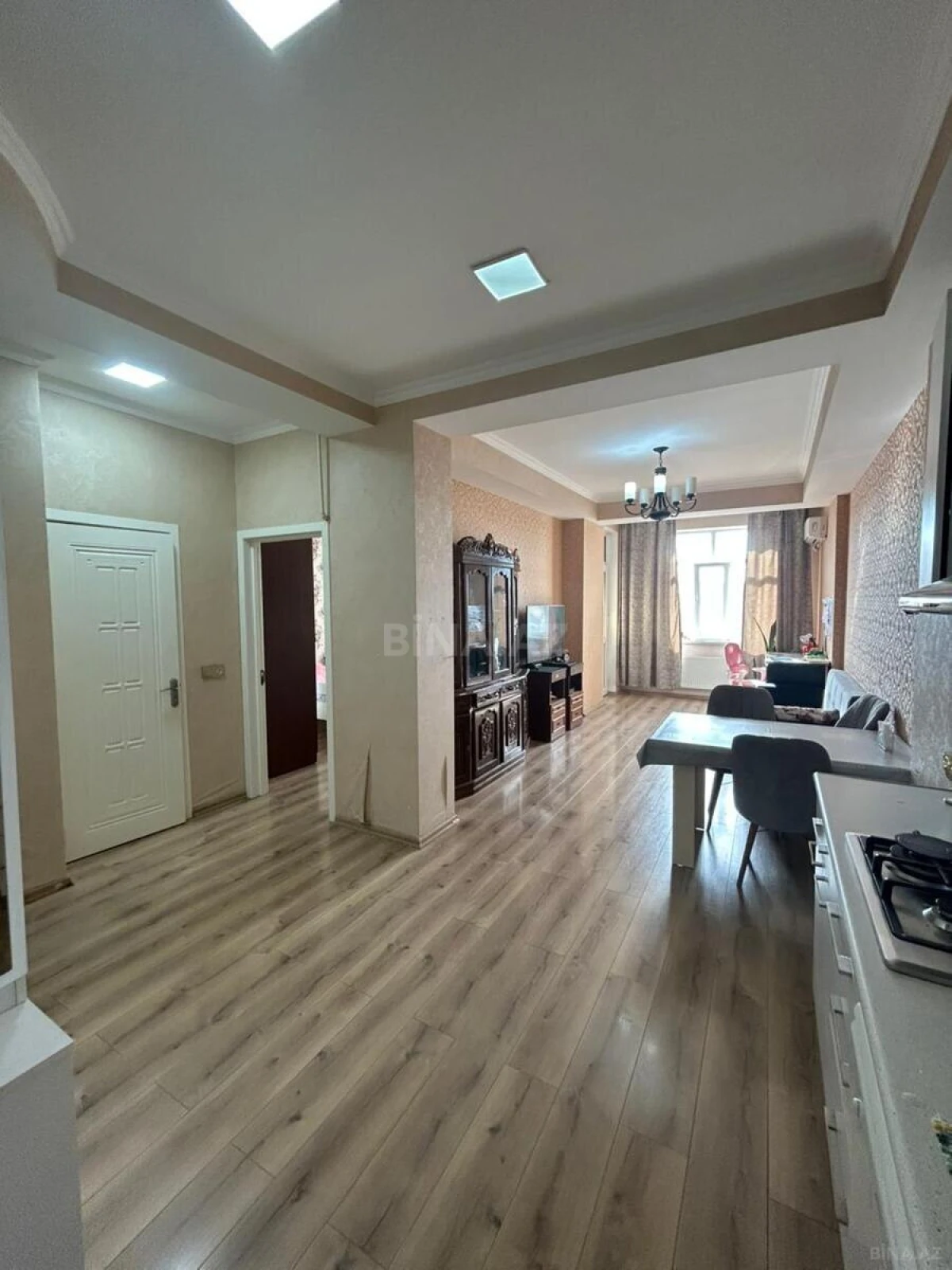 Satılır 2 otaqlı mənzil 65 m²