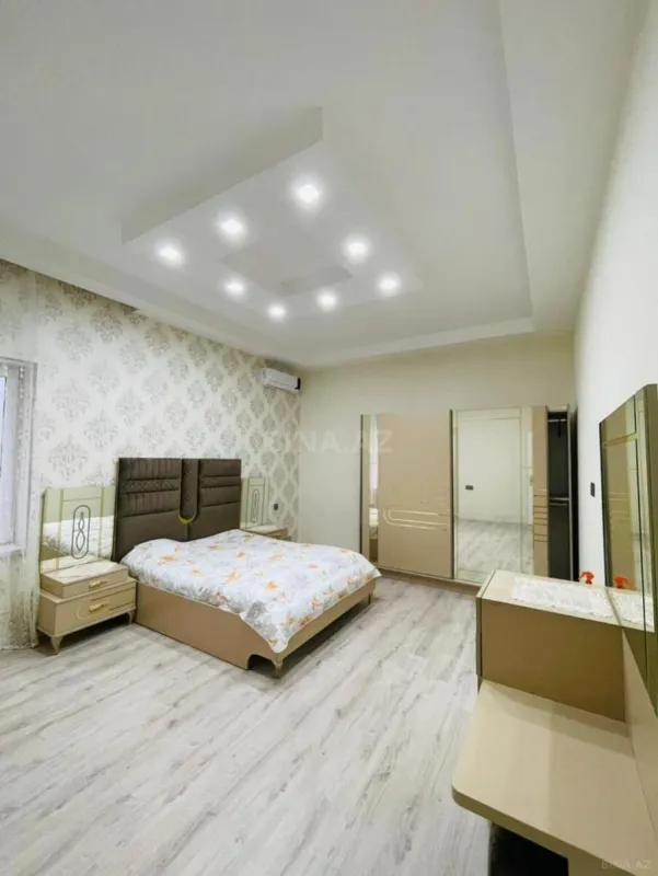 Kirayə verilir 4 otaqlı həyət evi 240 m²