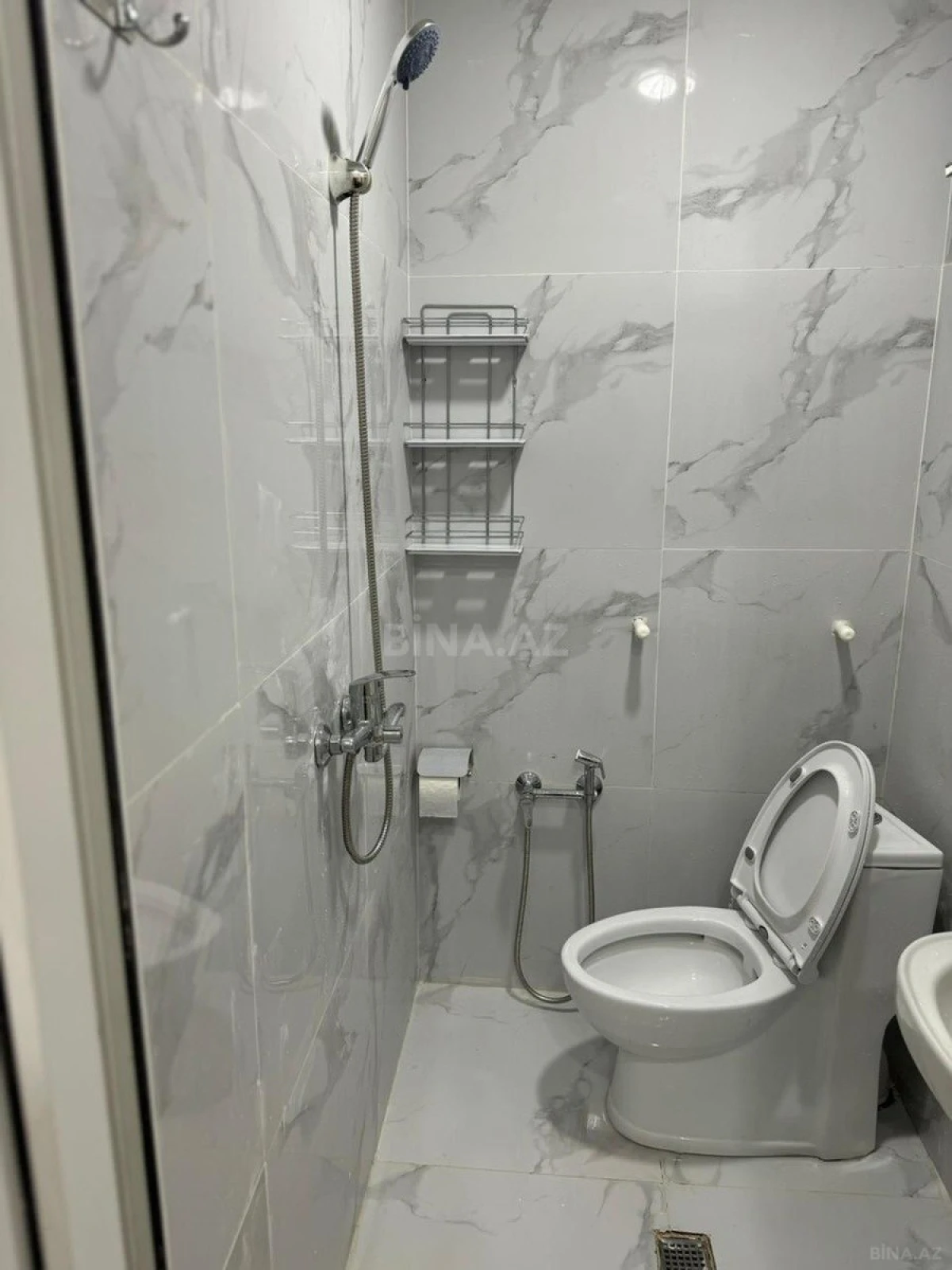 Satılır 2 otaqlı həyət evi 68.5 m²