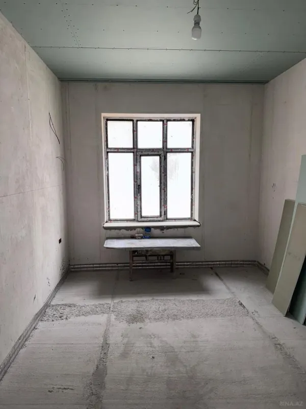 Satılır 2 otaqlı mənzil 83.2 m²