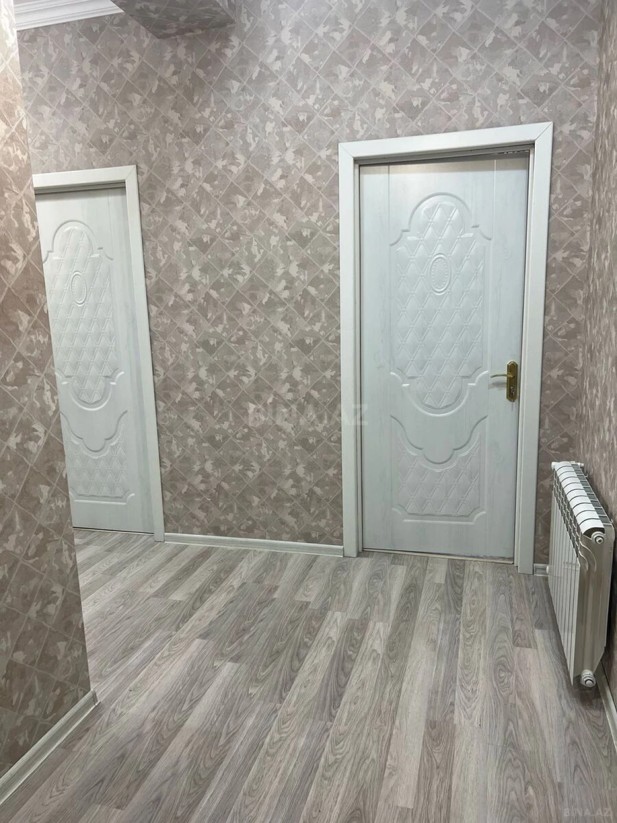 Kirayə verilir 2 otaqlı mənzil 80 m²