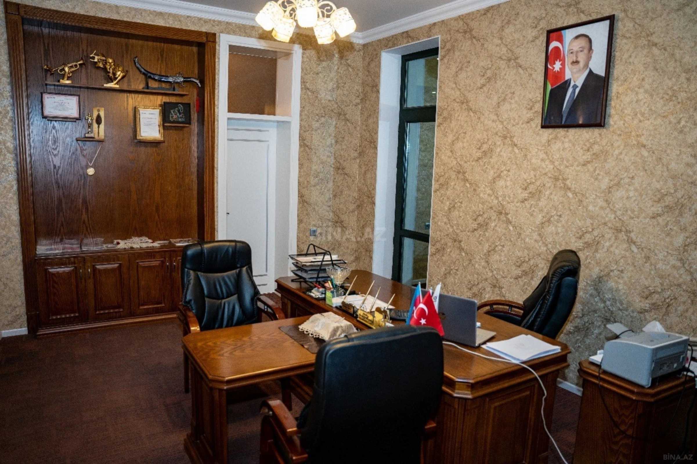 Satılır 7 otaqlı həyət evi 522 m²