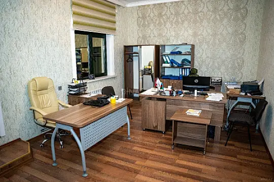 Satılır 7 otaqlı həyət evi 522 m² — Bakı, Yasamal qəs. 7 otaq 522.00 m²