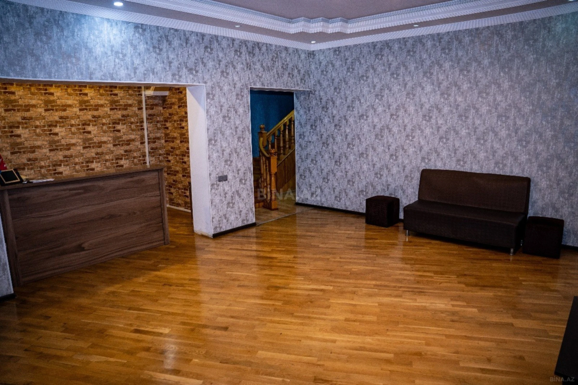 Satılır 7 otaqlı həyət evi 522 m²