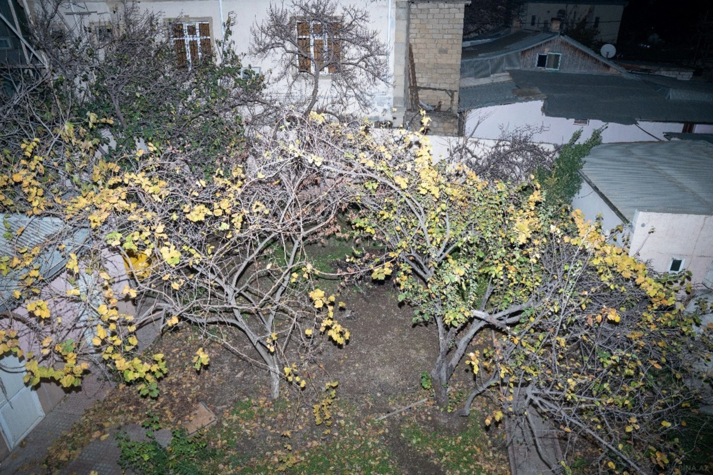 Satılır 7 otaqlı həyət evi 522 m²