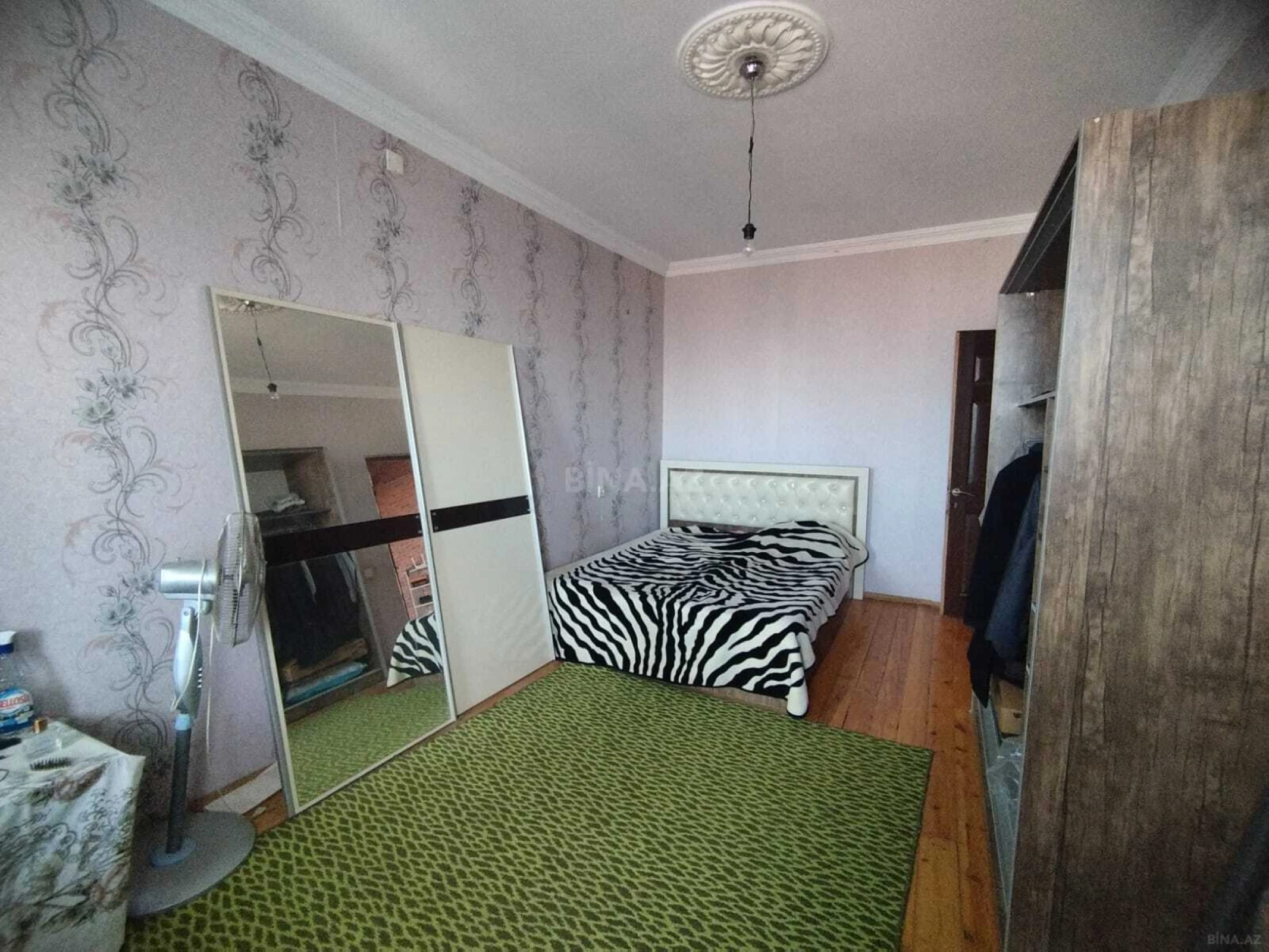 Satılır 3 otaqlı mənzil 90 m²