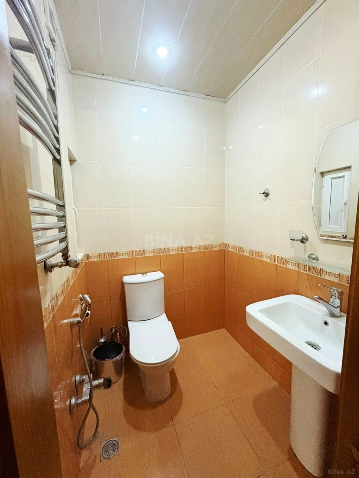 Satılır 3 otaqlı mənzil 115 m²