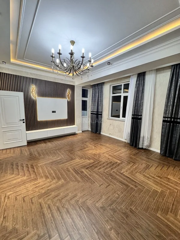 Satılır 3 otaqlı mənzil 108 m²