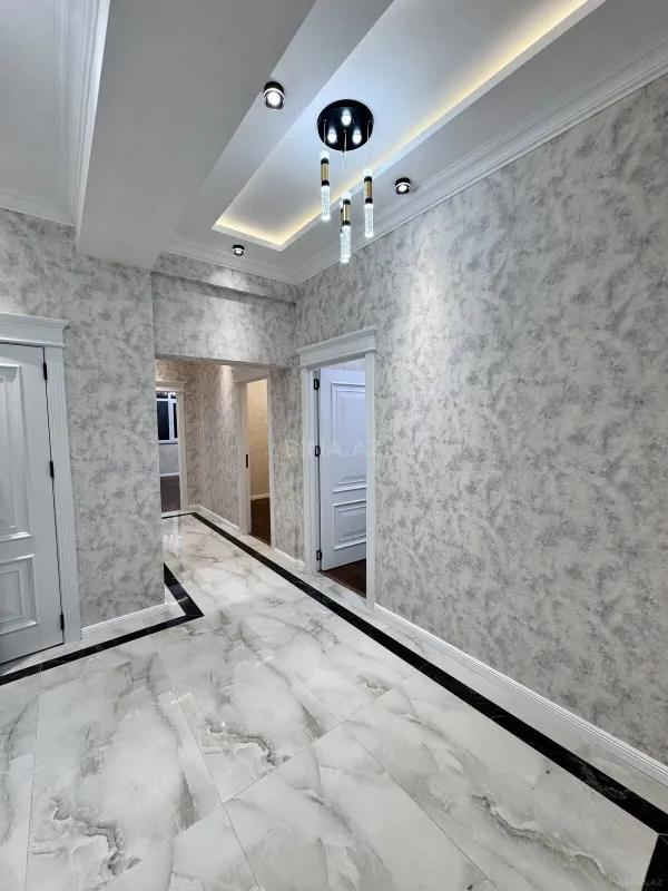 Satılır 3 otaqlı mənzil 108 m²