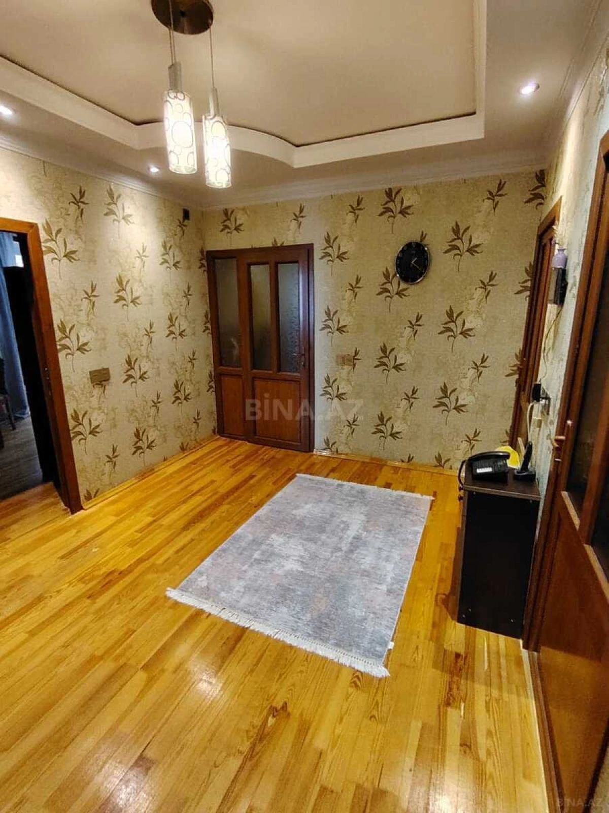 Satılır 4 otaqlı mənzil 113 m²