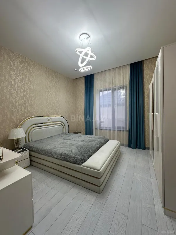 Satılır 4 otaqlı həyət evi 200 m²