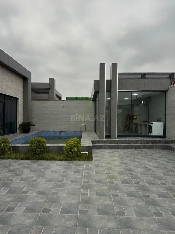 Satılır 4 otaqlı həyət evi 200 m²