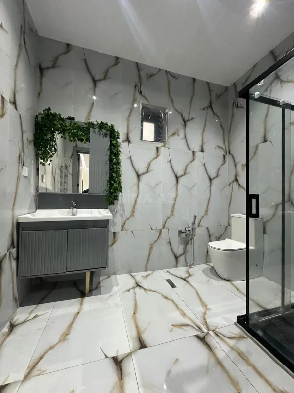 Satılır 4 otaqlı həyət evi 200 m²