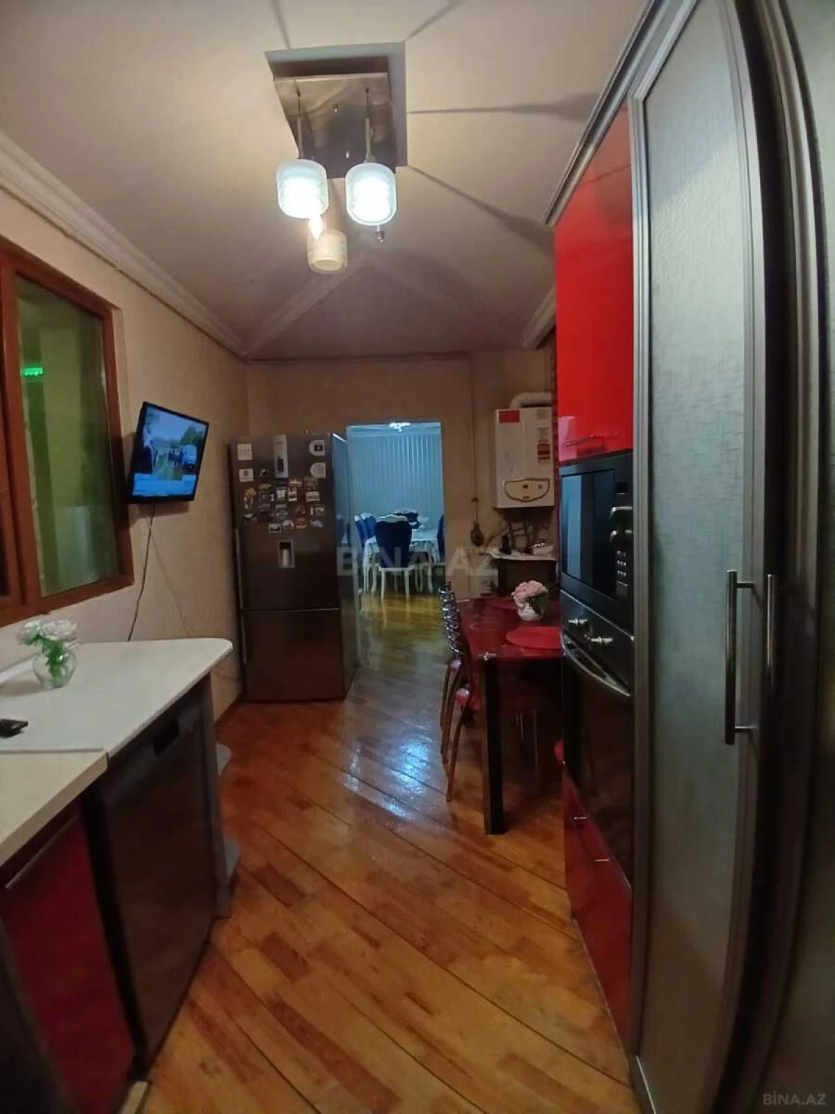 Satılır 4 otaqlı mənzil 110 m²