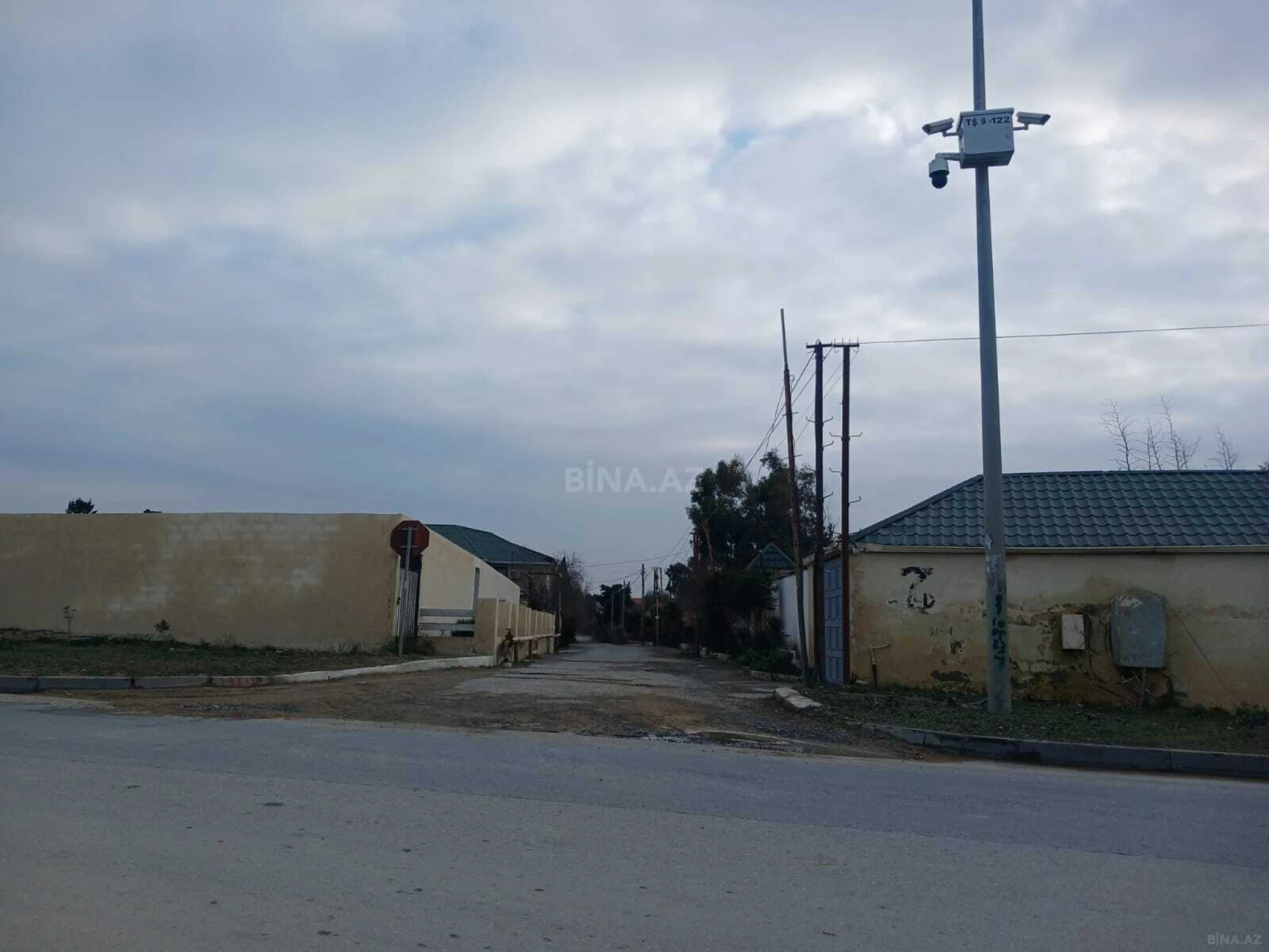 Satılır torpaq sahəsi 4 m²