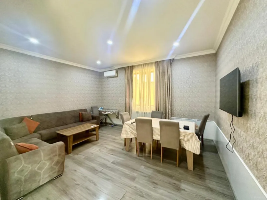 Satılır 5 otaqlı həyət evi 117 m²