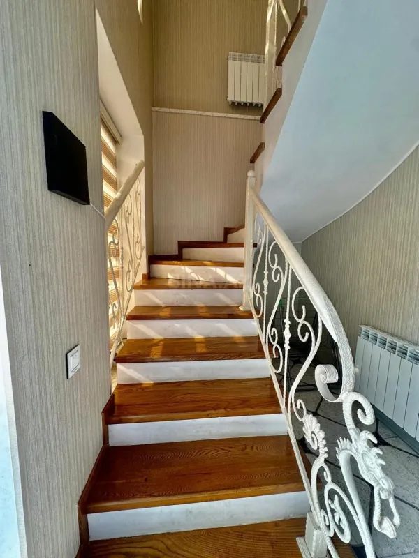 Satılır 5 otaqlı həyət evi 117 m²