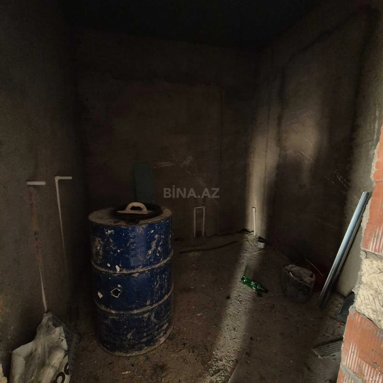 Satılır 5 otaqlı həyət evi 200 m²