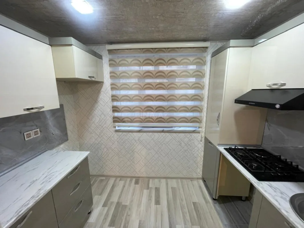Kirayə verilir 2 otaqlı mənzil 40 m²