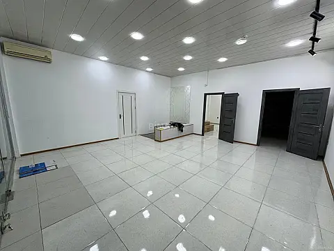 Kirayə verilir obyekt 150 m²