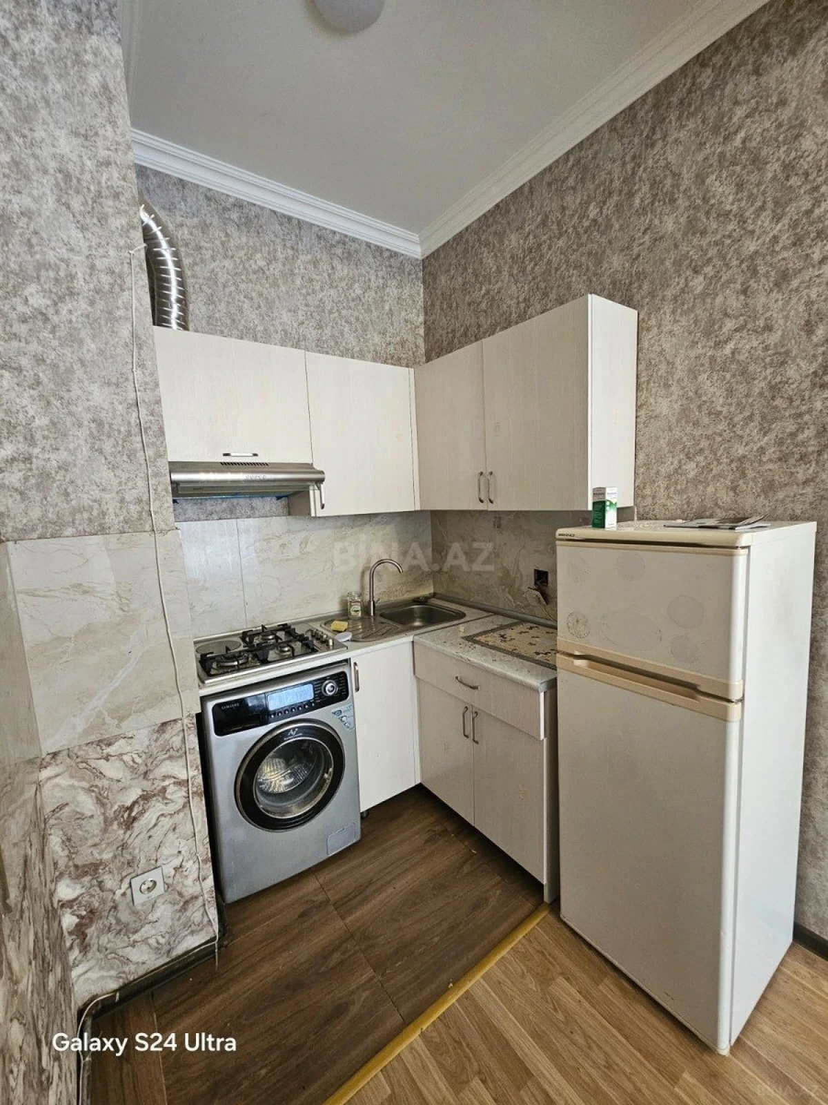 Kirayə verilir 2 otaqlı mənzil 55 m²
