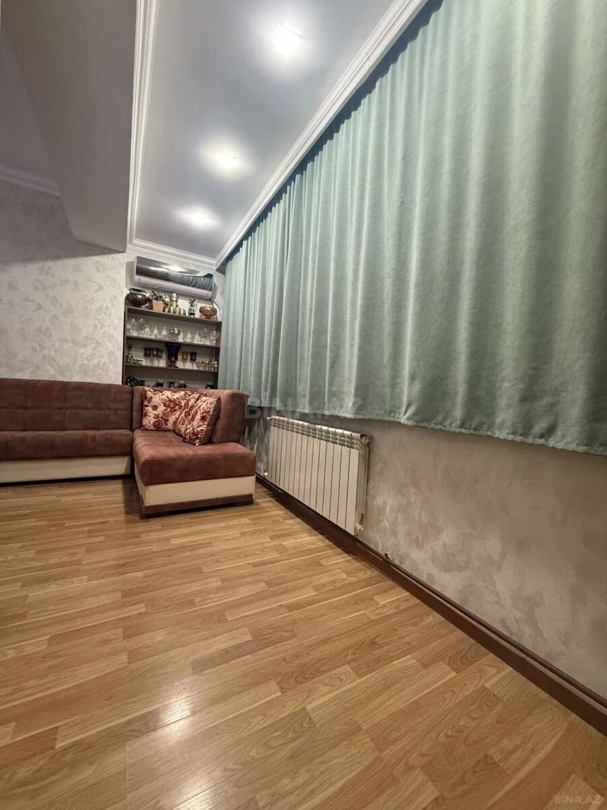 Satılır 2 otaqlı mənzil 55 m²
