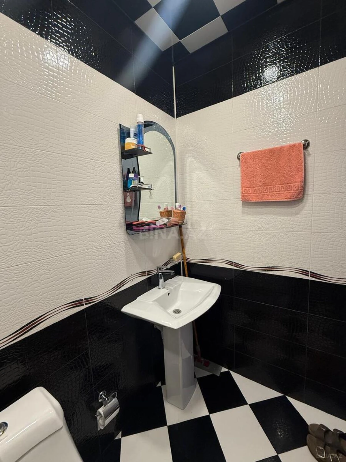 Satılır 2 otaqlı mənzil 55 m²