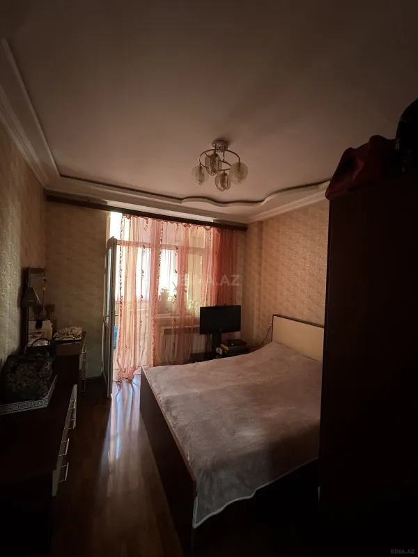 Satılır 1 otaqlı mənzil 51 m²