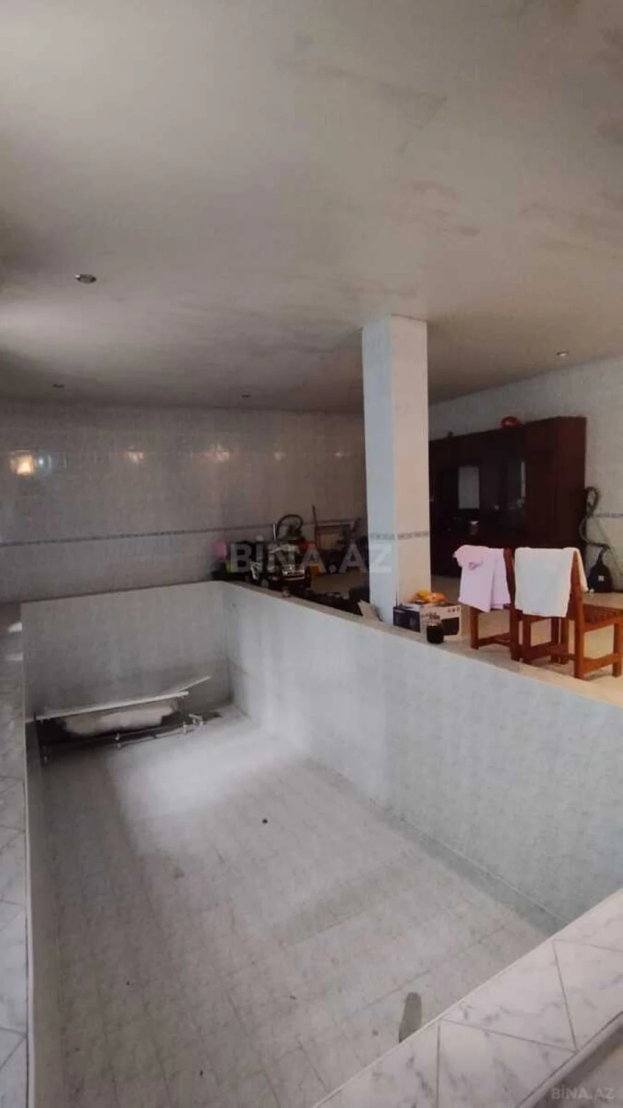 Satılır həyət evi 300 m²