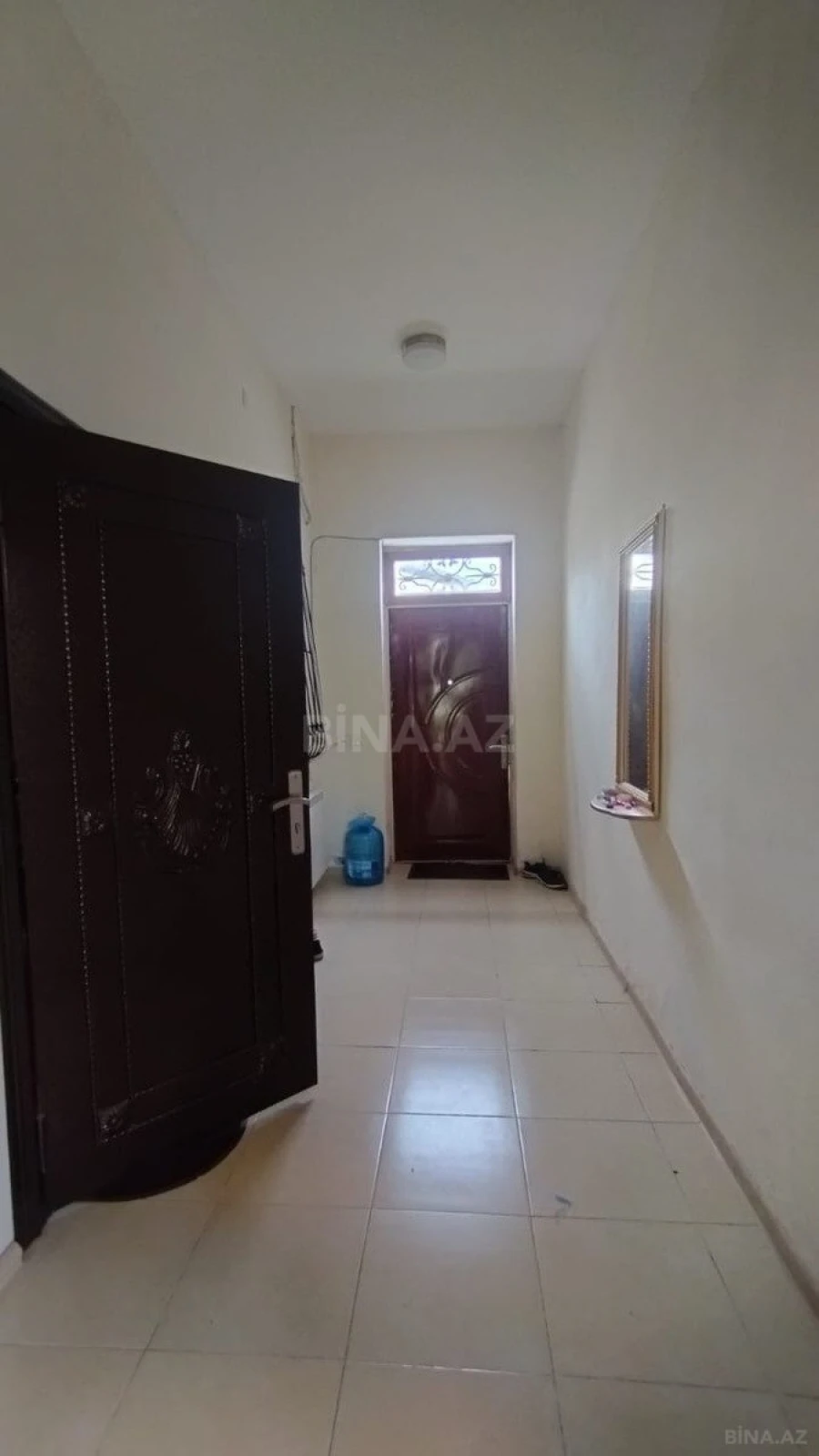 Satılır həyət evi 300 m²