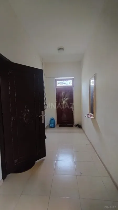 Satılır həyət evi 300 m²