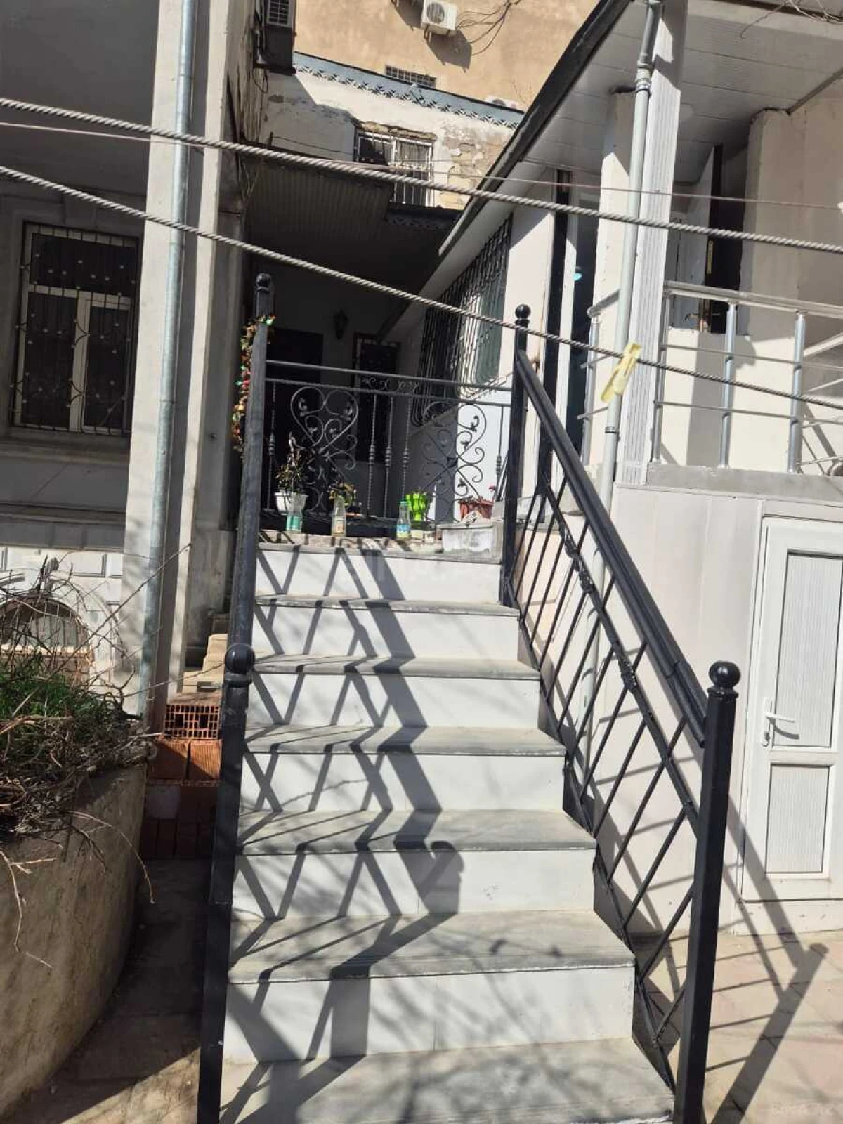 Satılır 3 otaqlı mənzil 70 m²