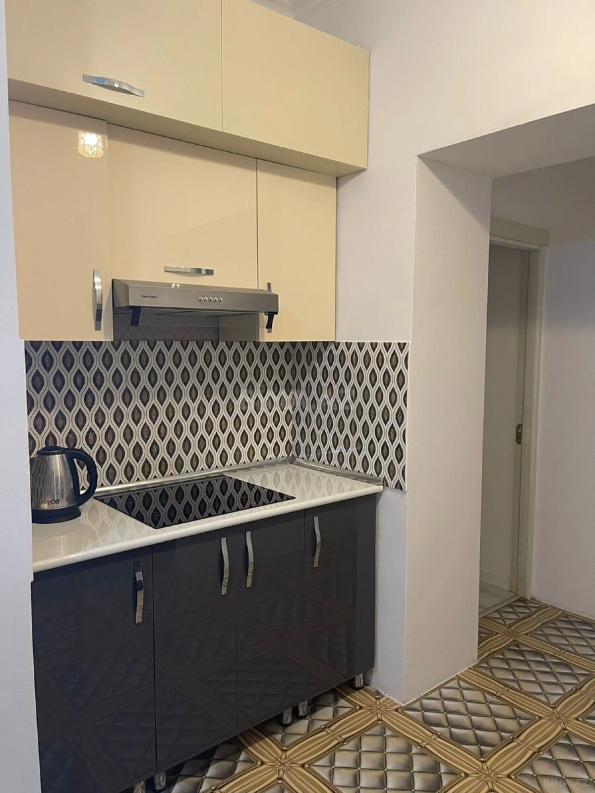 Kirayə verilir 2 otaqlı mənzil 65 m²