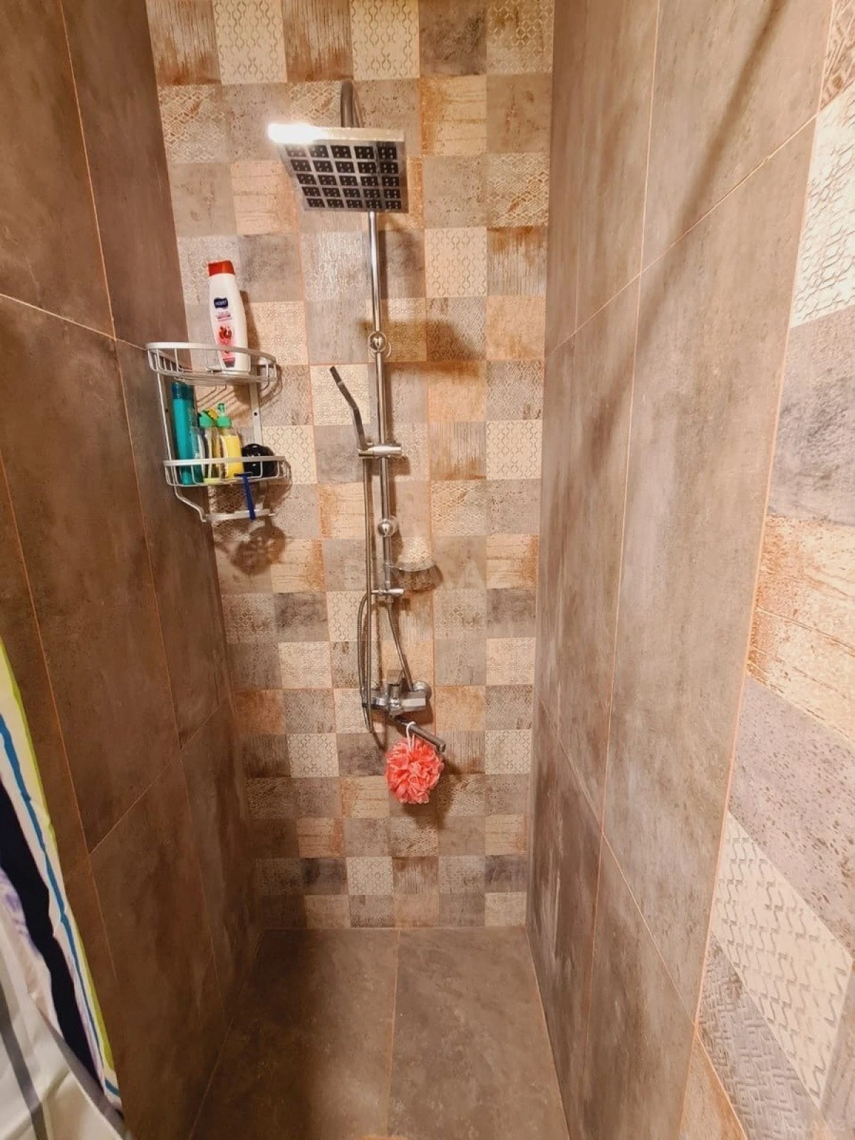 Kirayə verilir 2 otaqlı həyət evi 150 m²